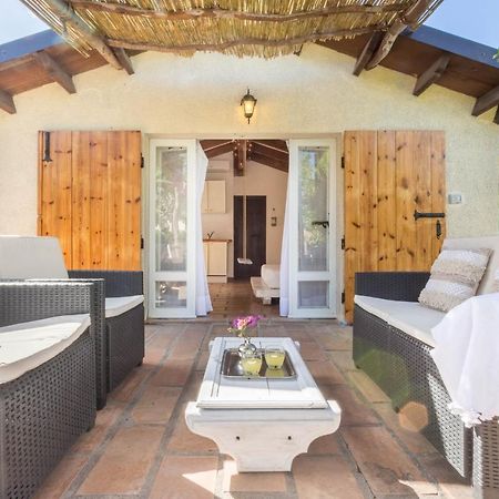 Deppy Cottage Porto Columbu - Perd'E Sali Экстерьер фото